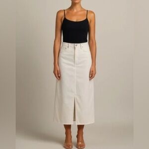 OAT New York Denim Midi Skirt – Off-White – Size 6 / 28 – EUC